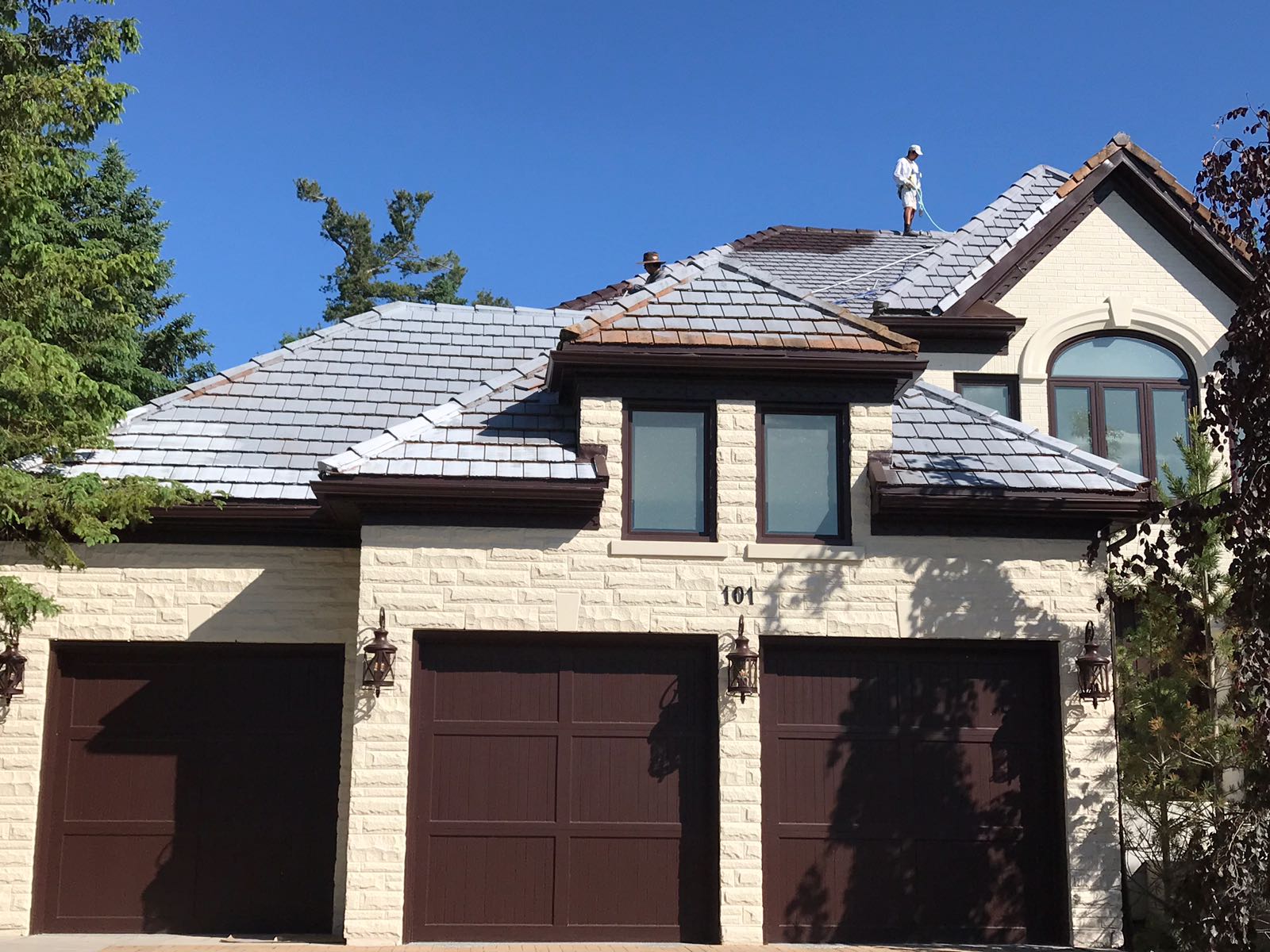 Living Stone Renos & Painting Inc. call us to +1 647-885-0843