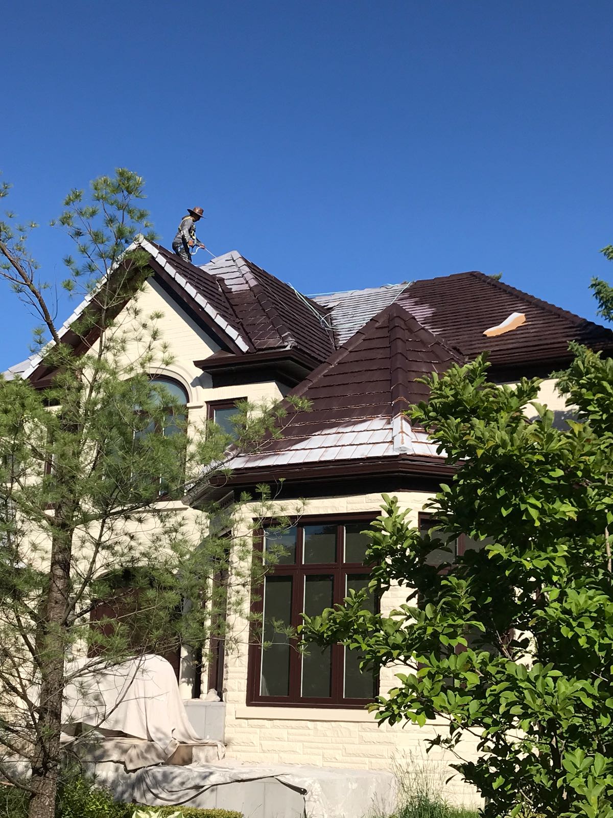 Living Stone Renos & Painting Inc. call us to +1 647-885-0843