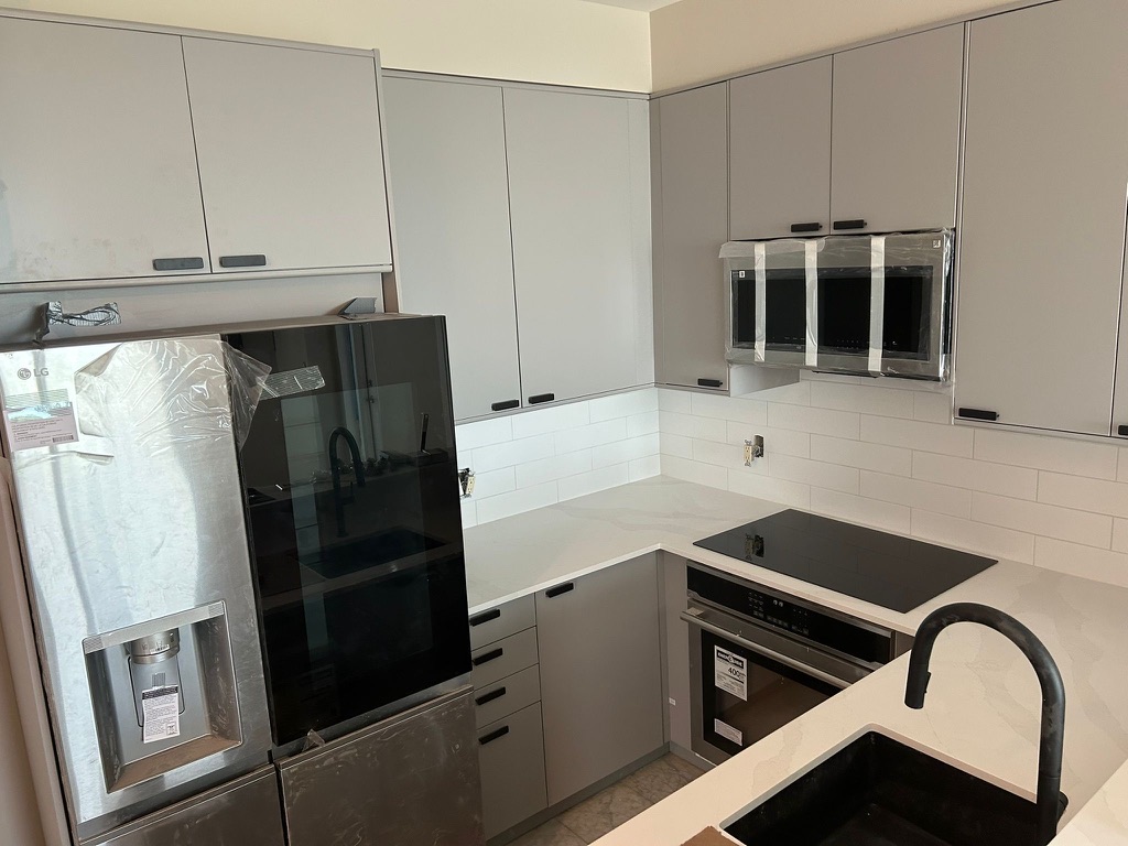 Living Stone Renos & Painting Inc. call us to +1 647-885-0843